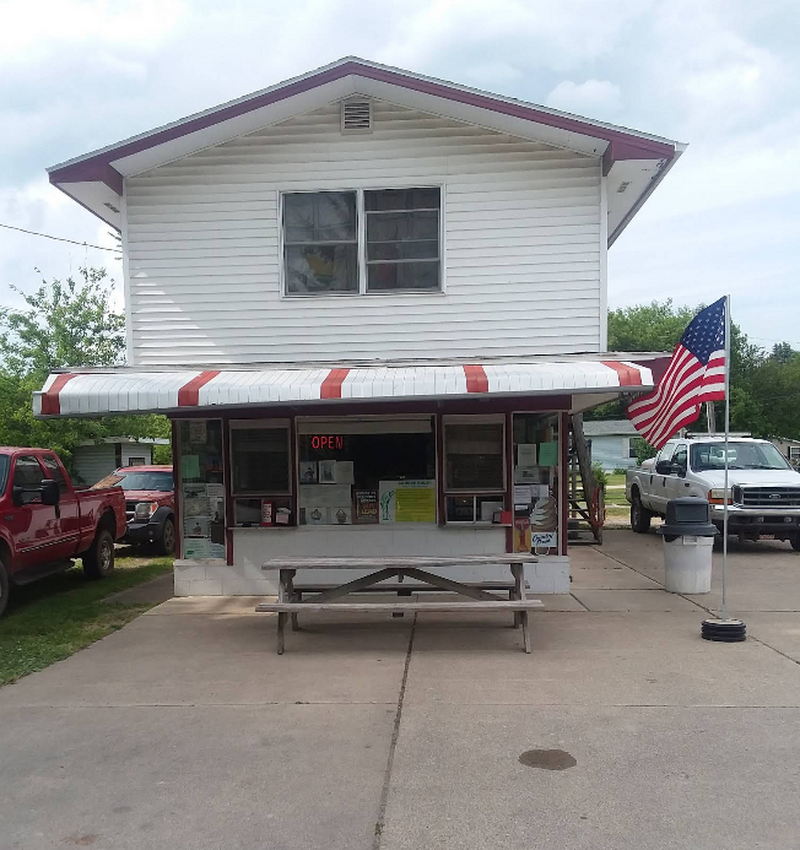 Livvys Lakeside (Daves Dairy King) - Web Listing Photo